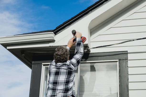 Siding Removal and Disposal in Del Norte, CO